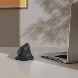 HAMA Vertikalni ergonomski bežični miš EMW-500R crni