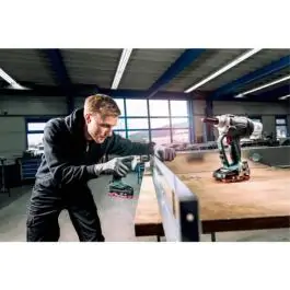 Metabo NP 18 LTX BL 5.0 akumulatorski zakivač za pop nitne – Profesionalna snaga bez kompresora