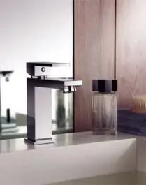  Slavina-Baterija za lavabo futura