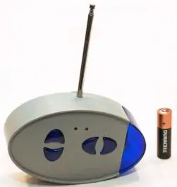 Mini tenk na daljinsko upravljanje