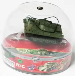 Mini tenk na daljinsko upravljanje