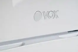 Frižider sa zamrzivačem gore KG 260 VOX