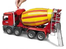 Kamion Mercedes Benz Arocs mešalica BRUDER