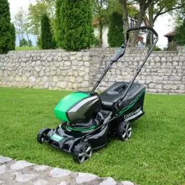 Akumulatorska kosačica za travu 40V SV420 GARDENmaster