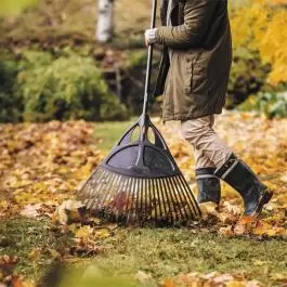 Fiskars grabulje za lišće široke 65cm Solid™ XL