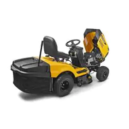 Benzinski traktor za košenje trave sa korpom LT2 NR92 Cub Cadet