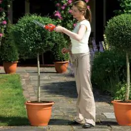 Black+Decker akumulatorske makaze za travu i ogradu GSBD700