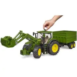 Bruder traktor John Deere 7R350 sa utovarivačem i prikolicom