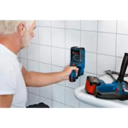 Bosch Wallscanner D-tect 200 C detektor struje - kablova pod naponom sa torbom, 0601081600 - Dual power source: moguć je rad sa 12V/10,8V LI akumulatorom kao i sa standardnim alkalnim baterijama