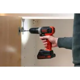 Black&Decker BCD001C1 Aku bušilica, 18V 1x1.5Ah