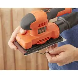 Black&Decker BEW220 Vibraciona brusilica-šlajferica 150W