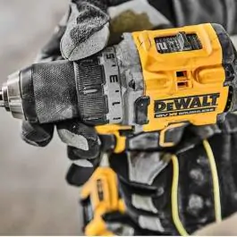 Dewalt Akumulatorska Bušilica-Odvijač 18V DCD800P2T