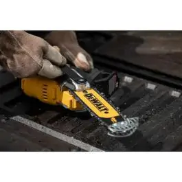 DeWalt DCMPS520N Akumulatorska testera za grane Solo