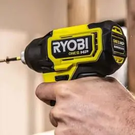 Aku. kompaktni udarni odvijač, bez četkica, 18V ONE+™ HP – RYOBI RID18C-0