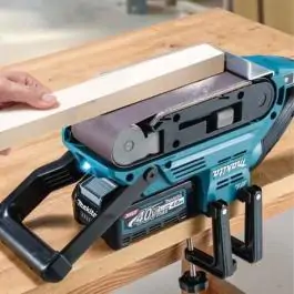 Makita Akumulatorska tračna brusilica 40V BS001GZ