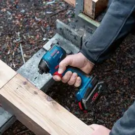 Bosch GDR 18V-220 C Akumulatorski udarni odvrtač Solo