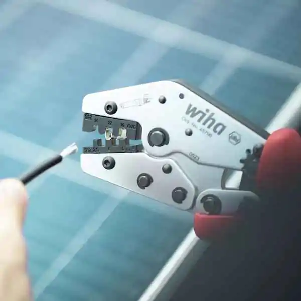Wiha 45796 klešta za krimpovanje MC4 za solarne konektrore