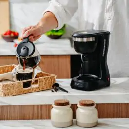 ADLER AD4381B aparat za filter kafu 600ML crni