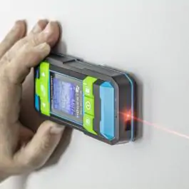 Detektor nosača sa laserskim daljinometrom 40 m HT4M342 Hogert