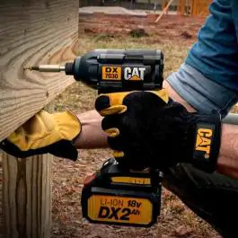 CAT DX7030 akumulatorski udarni zavrtač 18V 215 Nm set sa 2 baterije