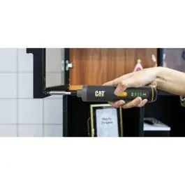 CAT DX1110 aku zavrtač 4V kompaktan, USB punjenje, LED osvetljenje, 5 Nm