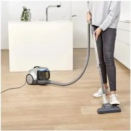 Black + Decker usisivač BXVML700E