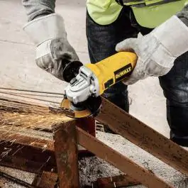 DeWALT ugaona brusilica DWE4117