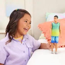 Barbie muška lutka šarena majica CT255719