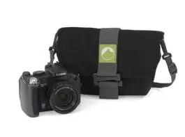 Torbica za fotoaparat Terraclime 50 crna LOWEPRO