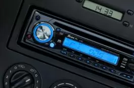 Auto plejer CD/MP3/USB/SD/MMC/FM, RDS 4x40W, plavi displej,euro konektor, C300 PRO XWAVE