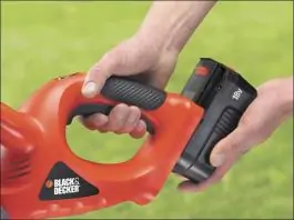 Akumulatorske makaze za živu ogradu Black & Decker  GTC610