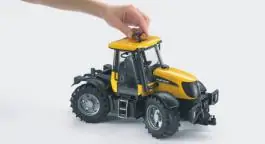 Traktor JCB Fastrac 3220 BRUDER