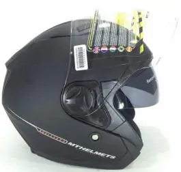 Kaciga BOULEVARD Matt Black MT Helmets